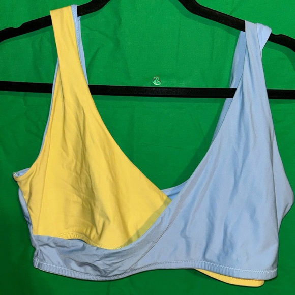 Fabletics Tops - Fabletics Yellow and Blue Colorblock Bra with Wrap Design